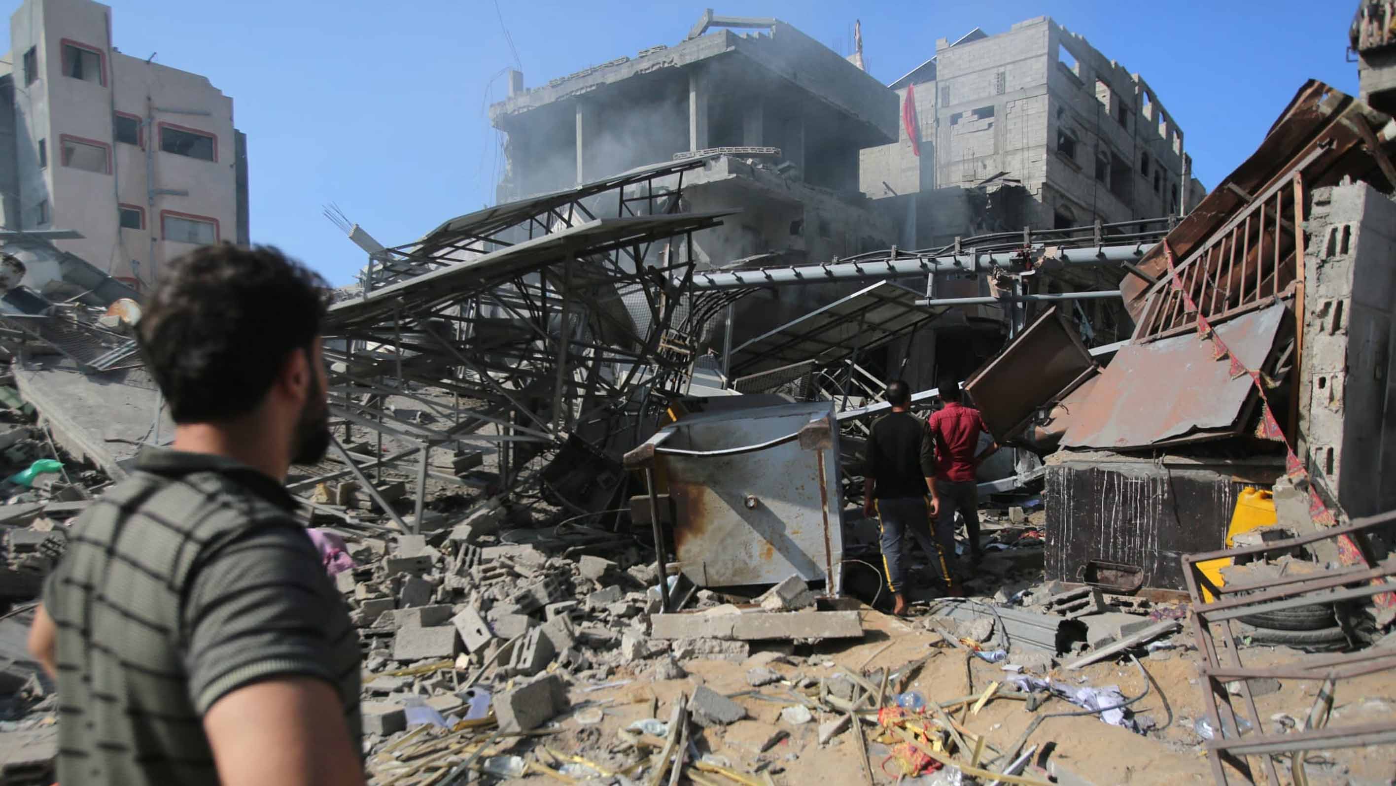 توكل كرمان تندد بالموقف الامريكي مما يحدث في غزة